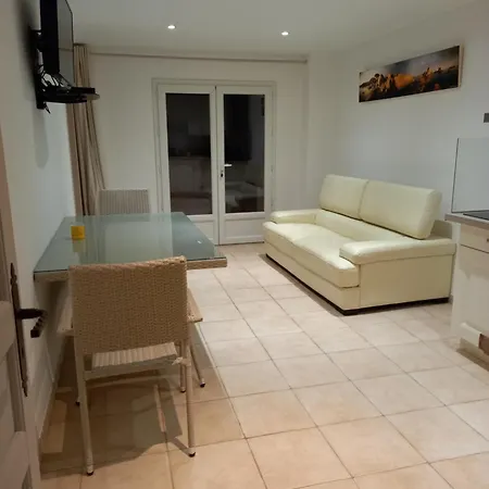 A Very Place For Your Vacation Roquebrune-sur Argens